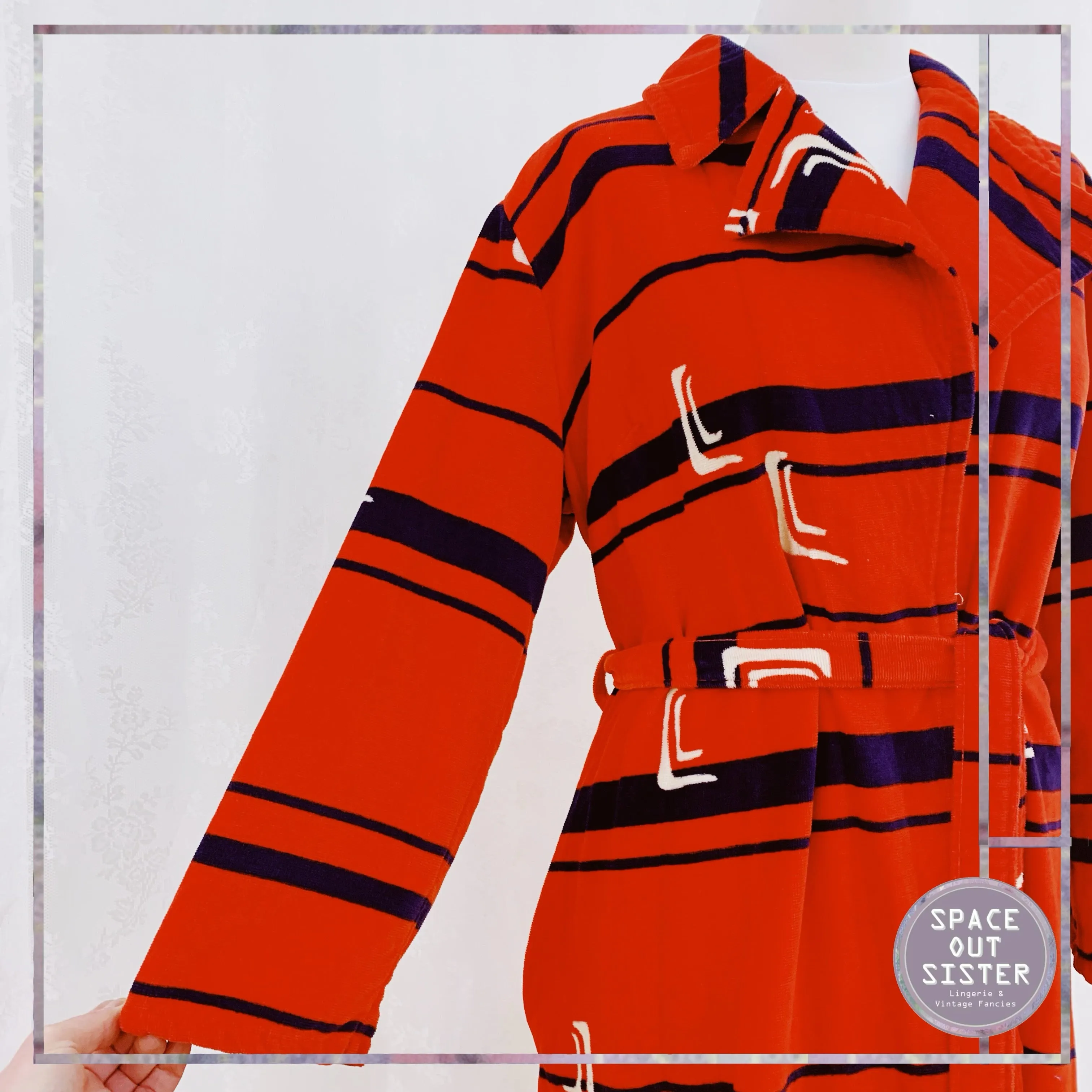 1970s Cawo Red & Navy Robe