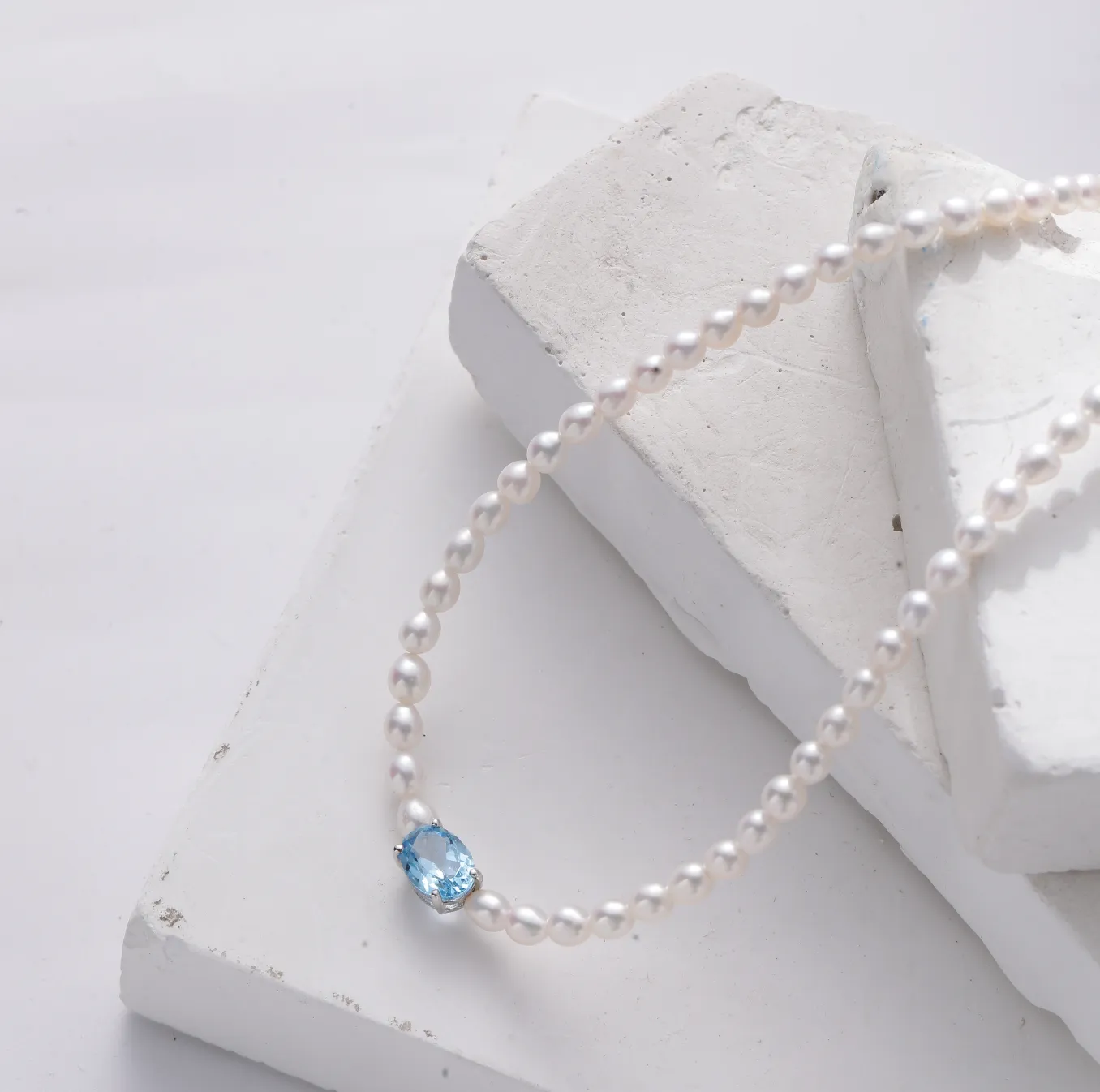 Alice Ocean Breath Pearl Chocker