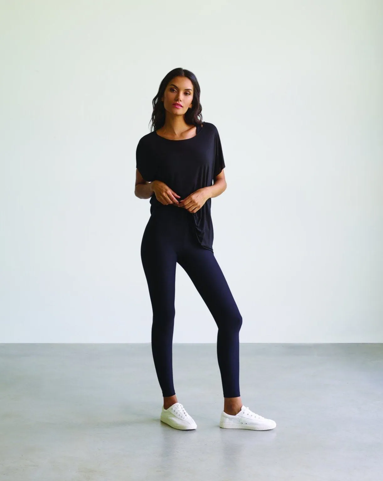 Classic Legging With Perfect Control | Black
