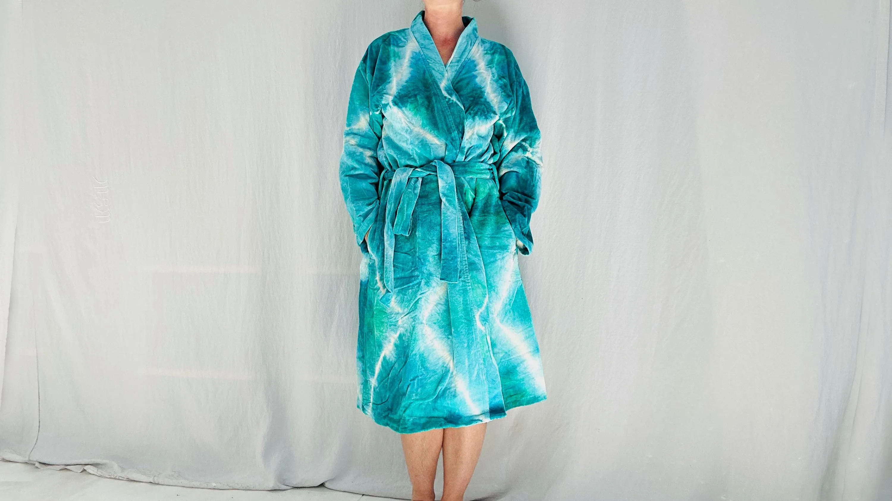 Cotton Velvet Tie Dyed Robe. Luxe Robe. 100% Cotton. One size.