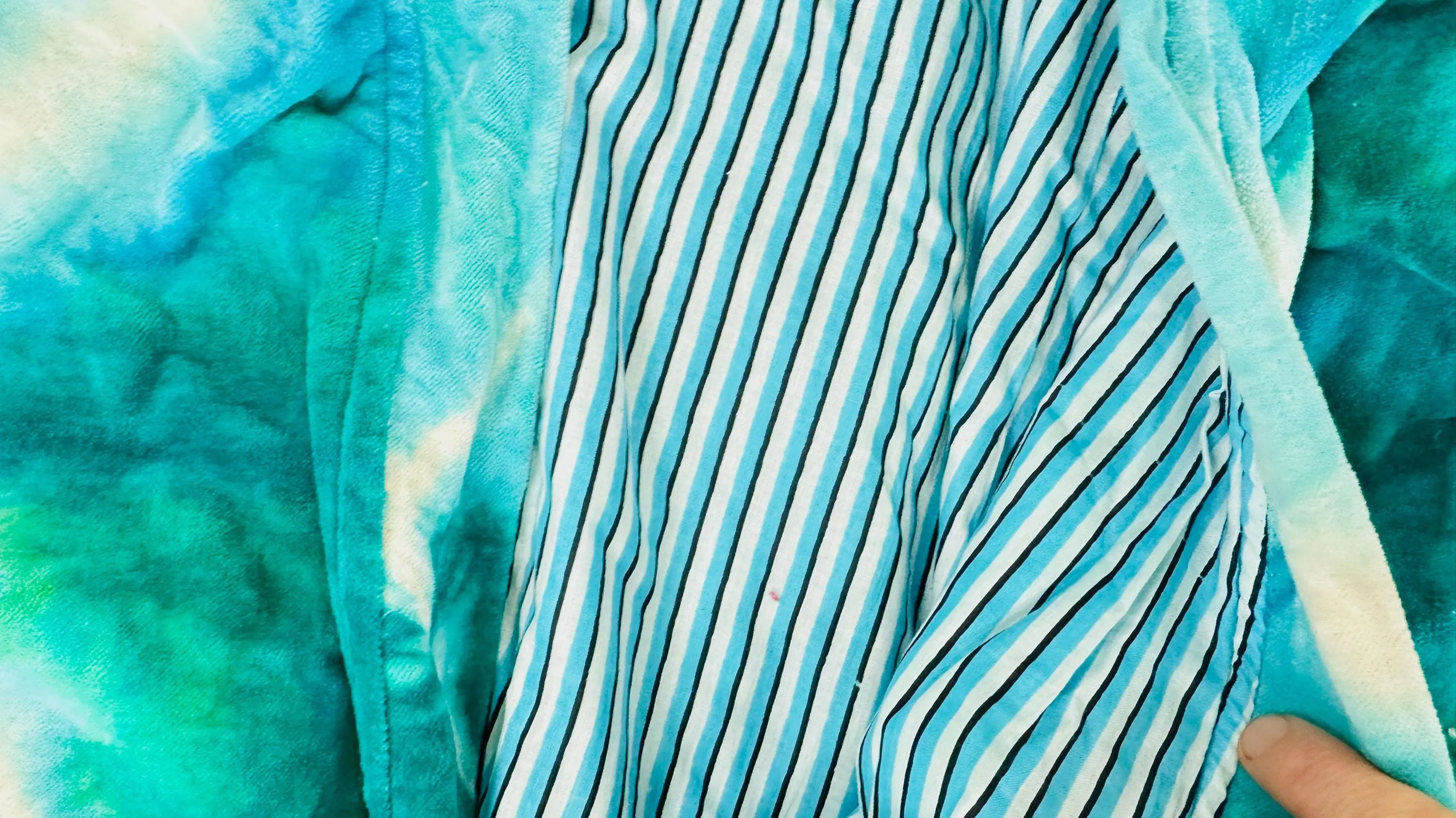 Cotton Velvet Tie Dyed Robe. Luxe Robe. 100% Cotton. One size.