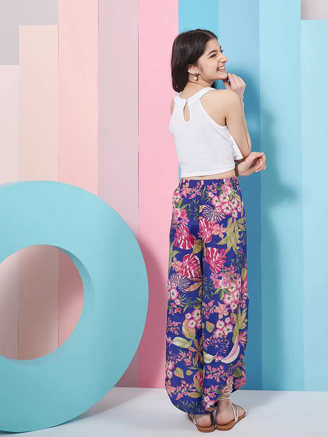 Girls Sleeveless Ruffled Top With Trouser
