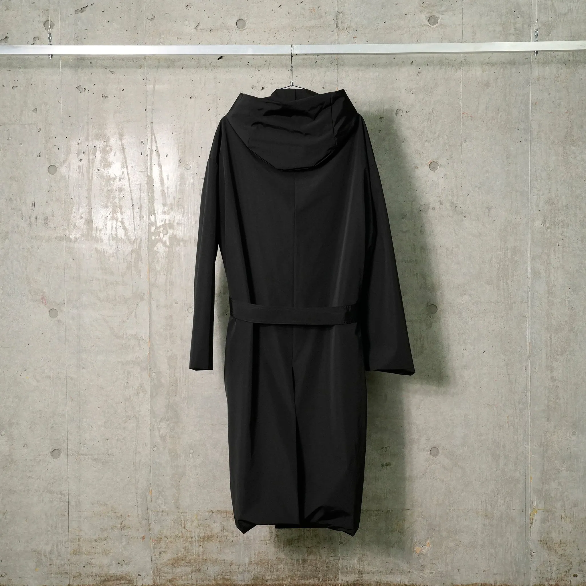 HOODED ROBE / 009:BLACK