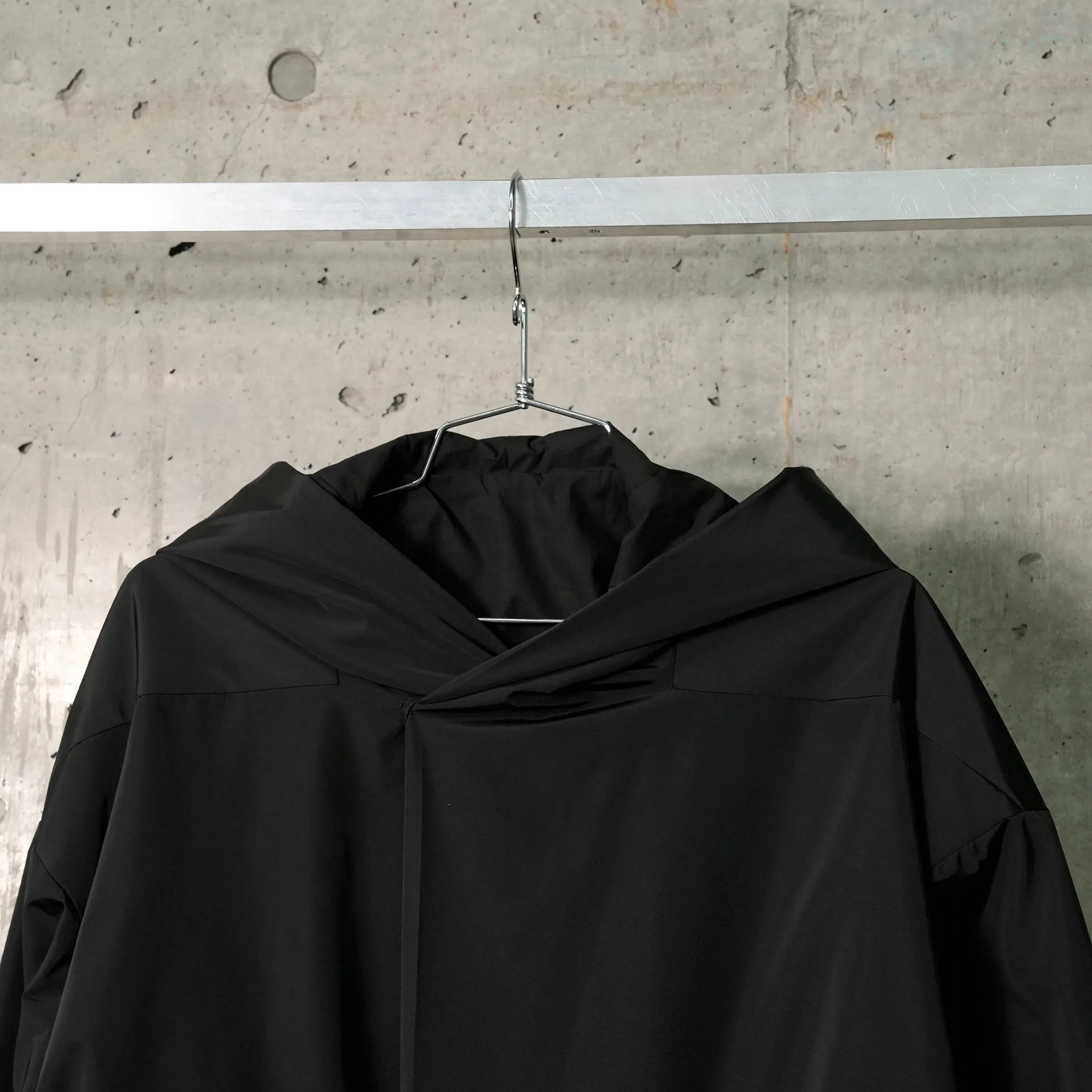 HOODED ROBE / 009:BLACK