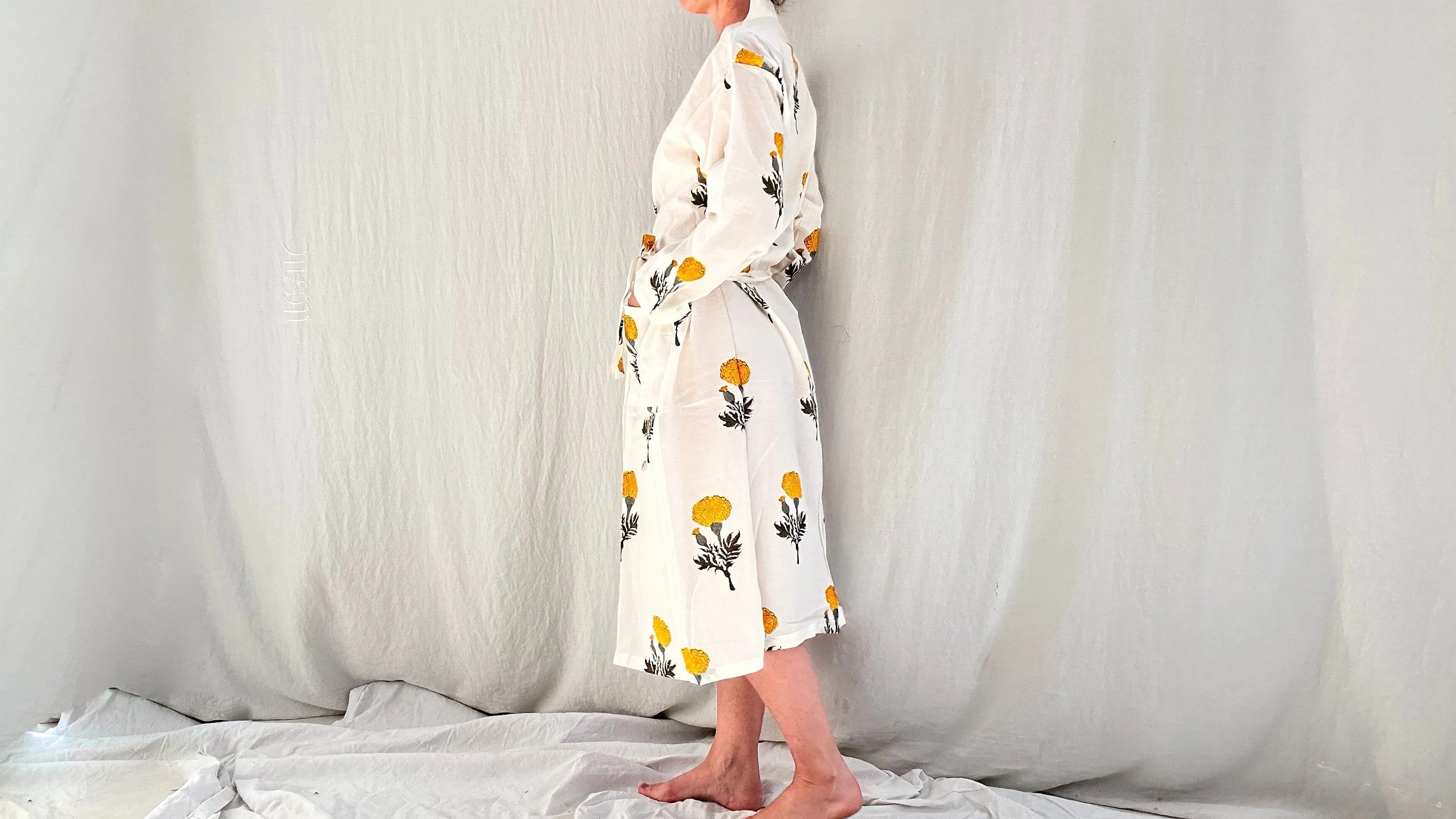 Lightweight Cotton Robe. Floral Printed.