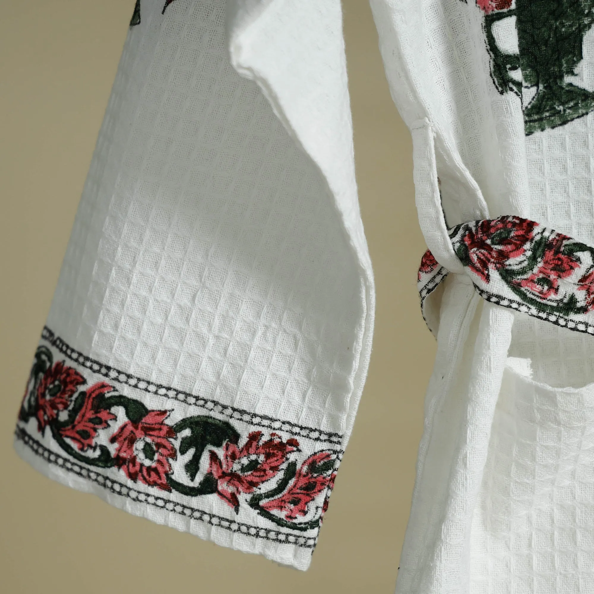 Sanganeri Block Printed Waffle Weave Handwoven Kids Bath Robe (6-12 Year)