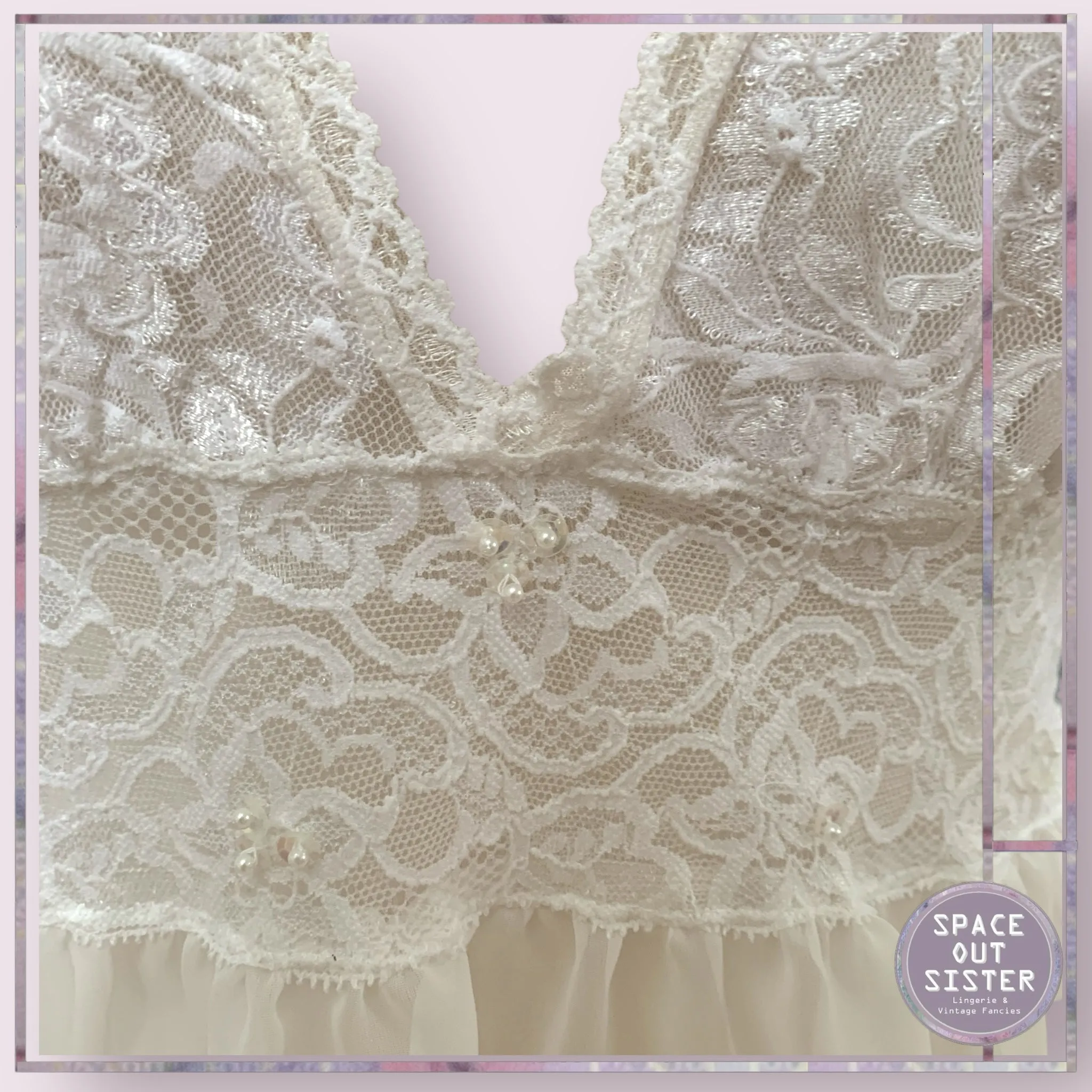 Vintage Amore Short Nightdress