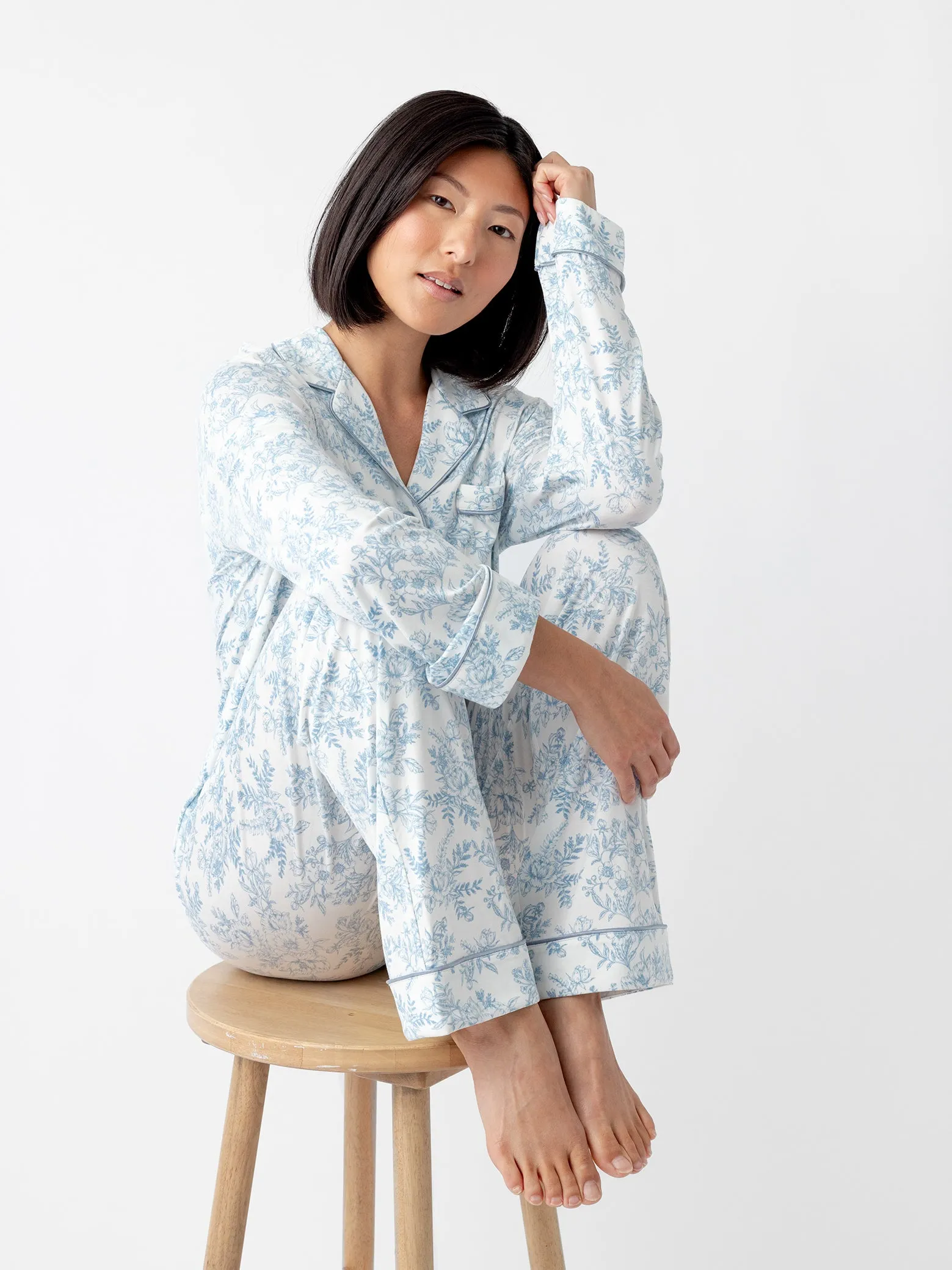 Women's Stretch-Knit Long Sleeve Bamboo Pajama Set