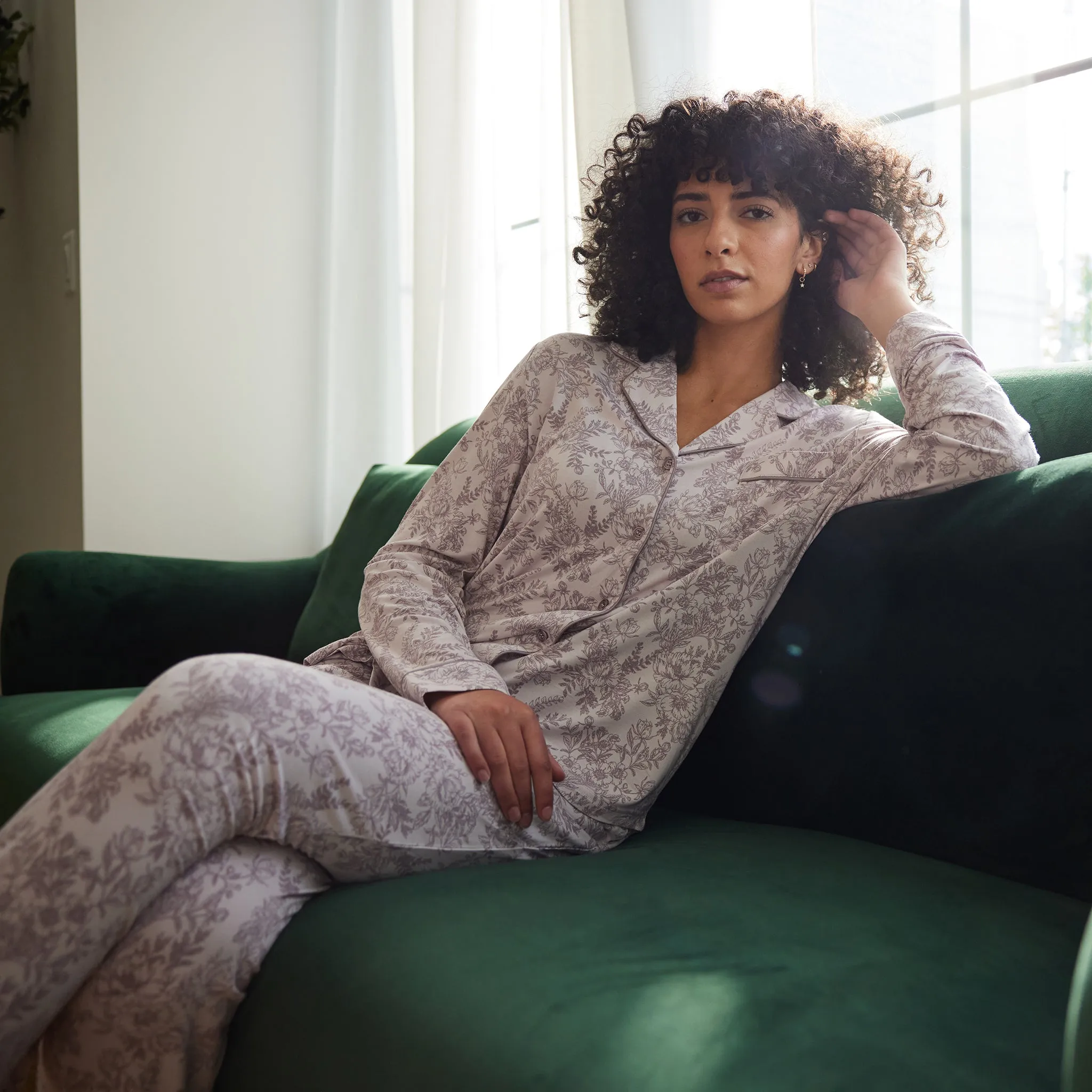 Women's Stretch-Knit Long Sleeve Bamboo Pajama Set