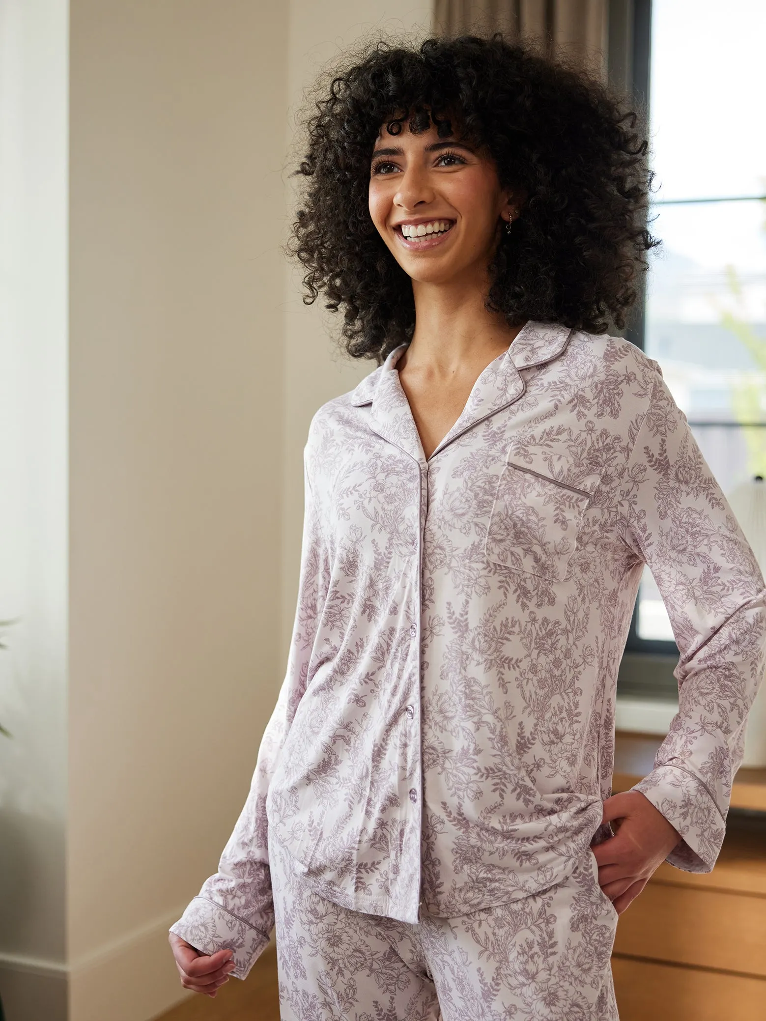 Women's Stretch-Knit Long Sleeve Bamboo Pajama Set