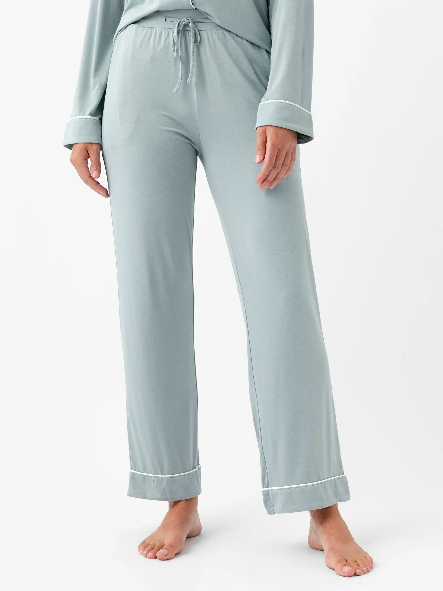 Women's Stretch-Knit Long Sleeve Bamboo Pajama Set
