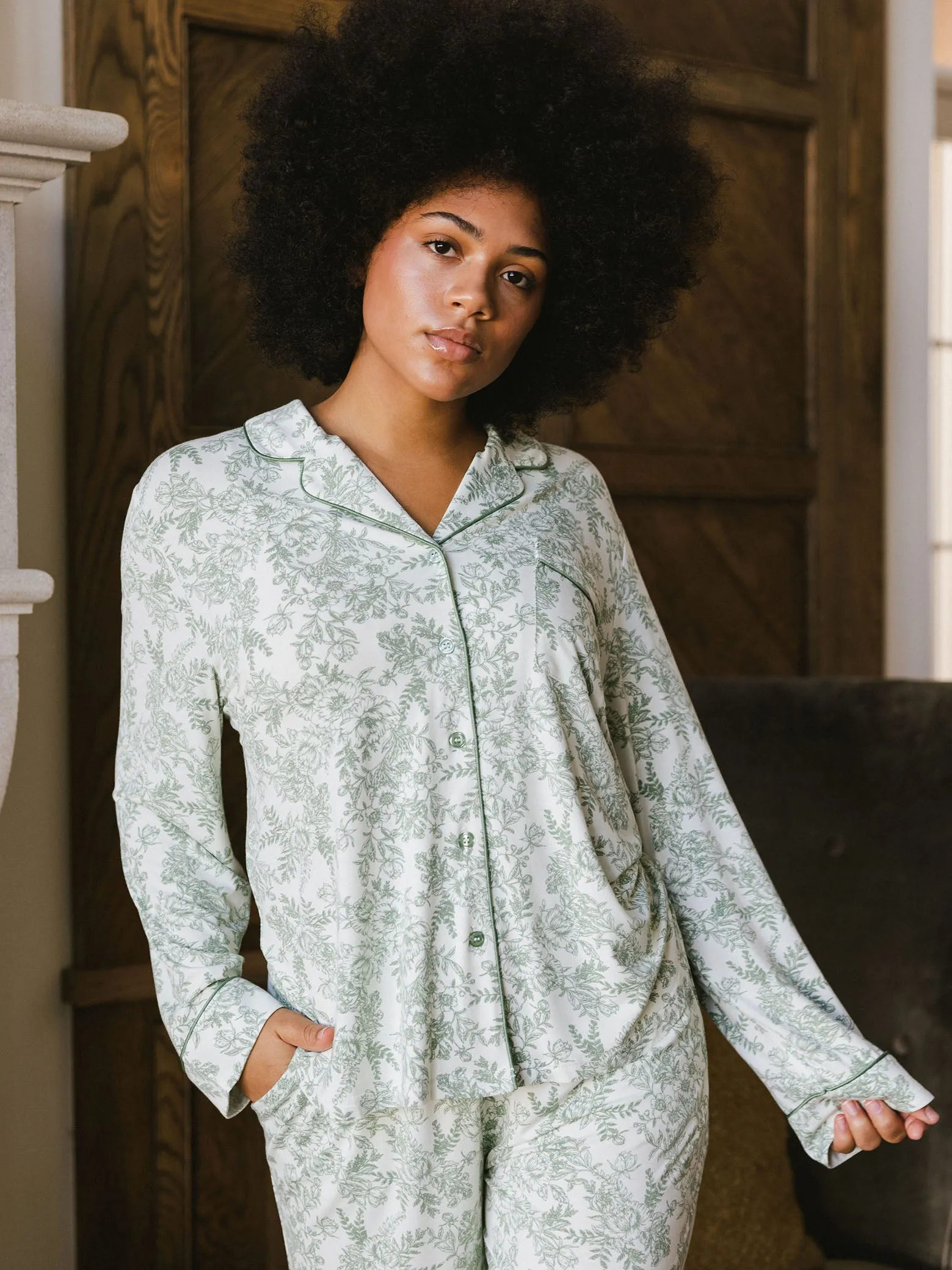 Women's Stretch-Knit Long Sleeve Bamboo Pajama Set