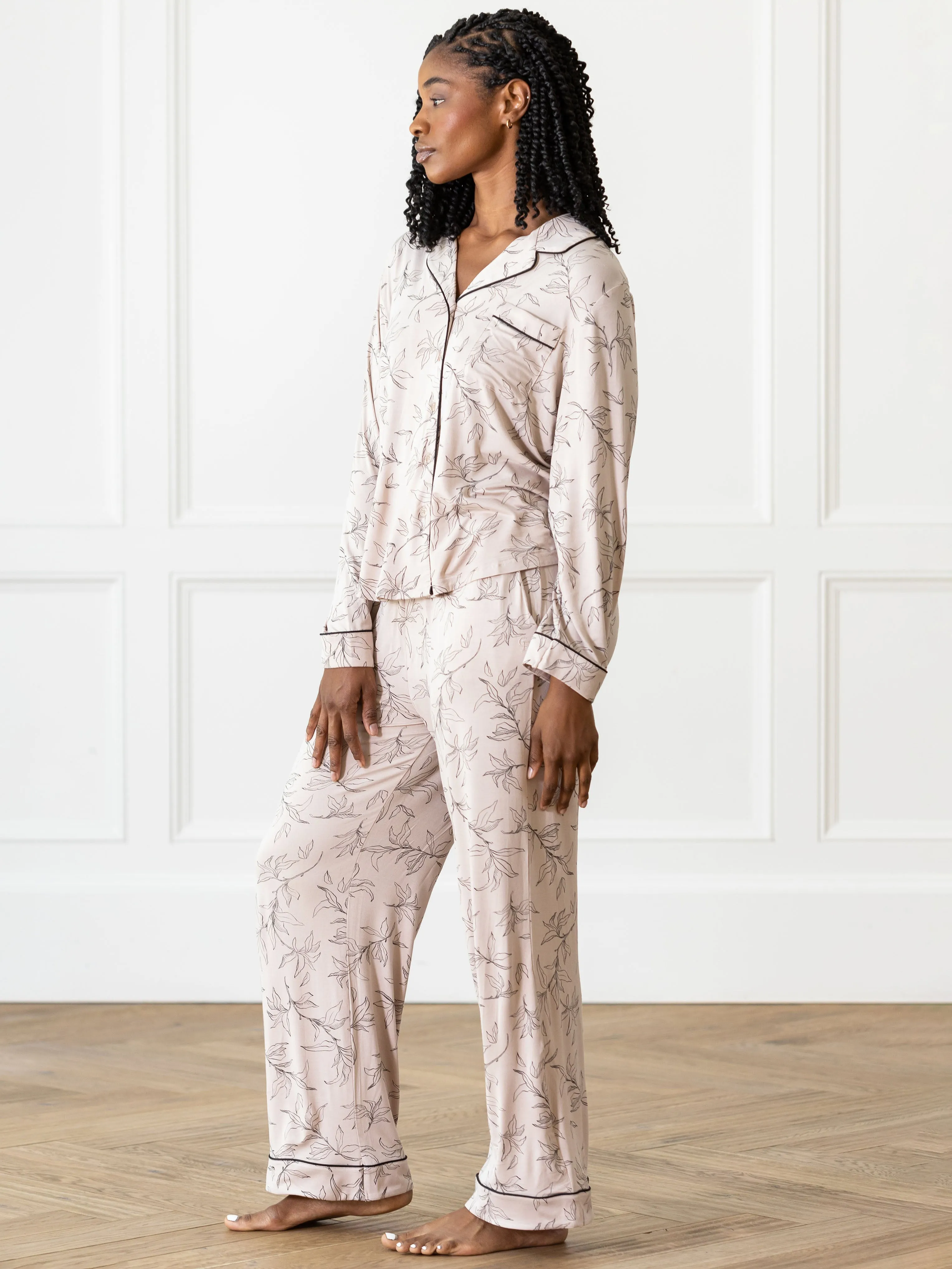 Women's Stretch-Knit Long Sleeve Bamboo Pajama Set