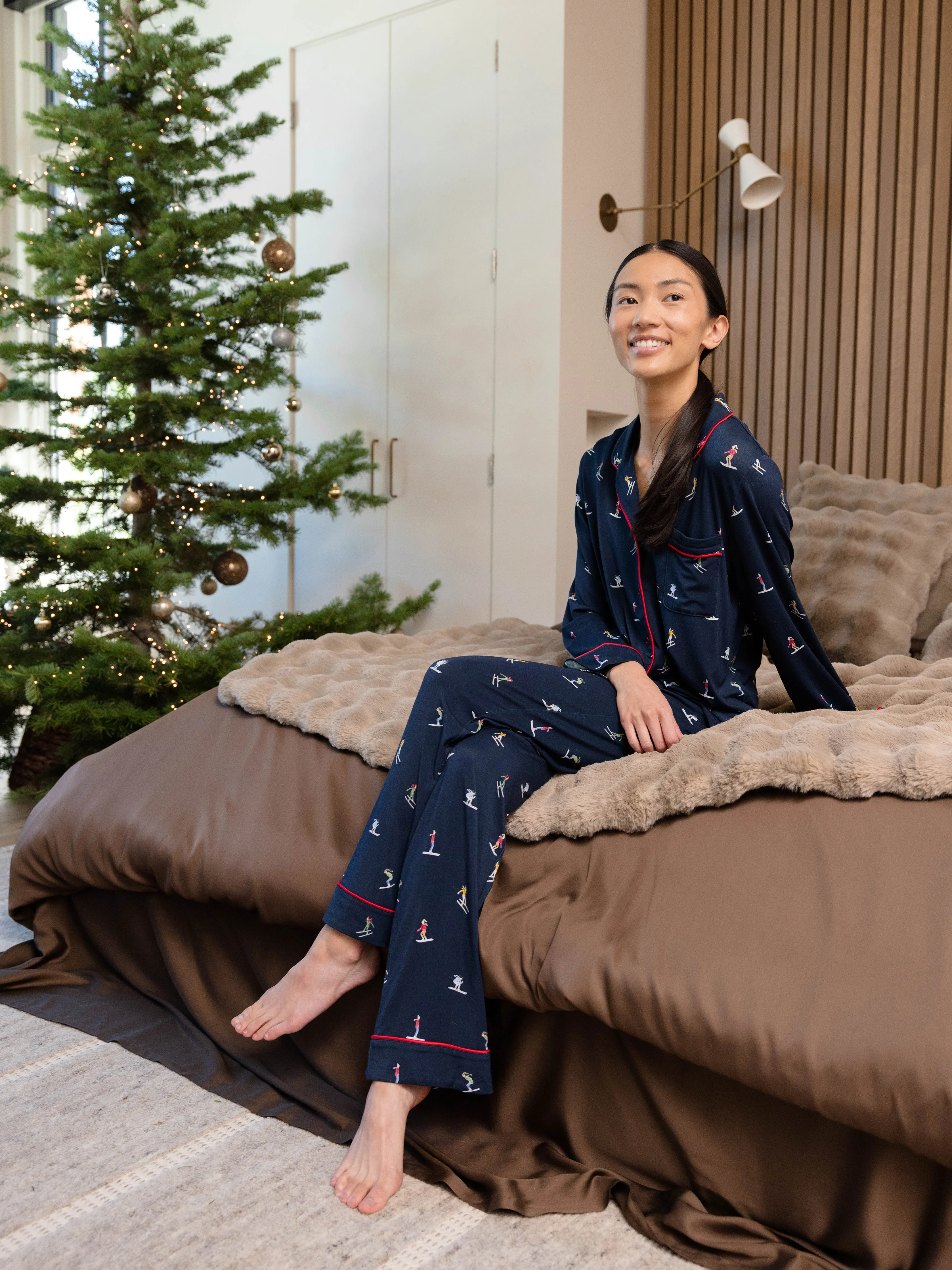Women's Stretch-Knit Long Sleeve Bamboo Pajama Set