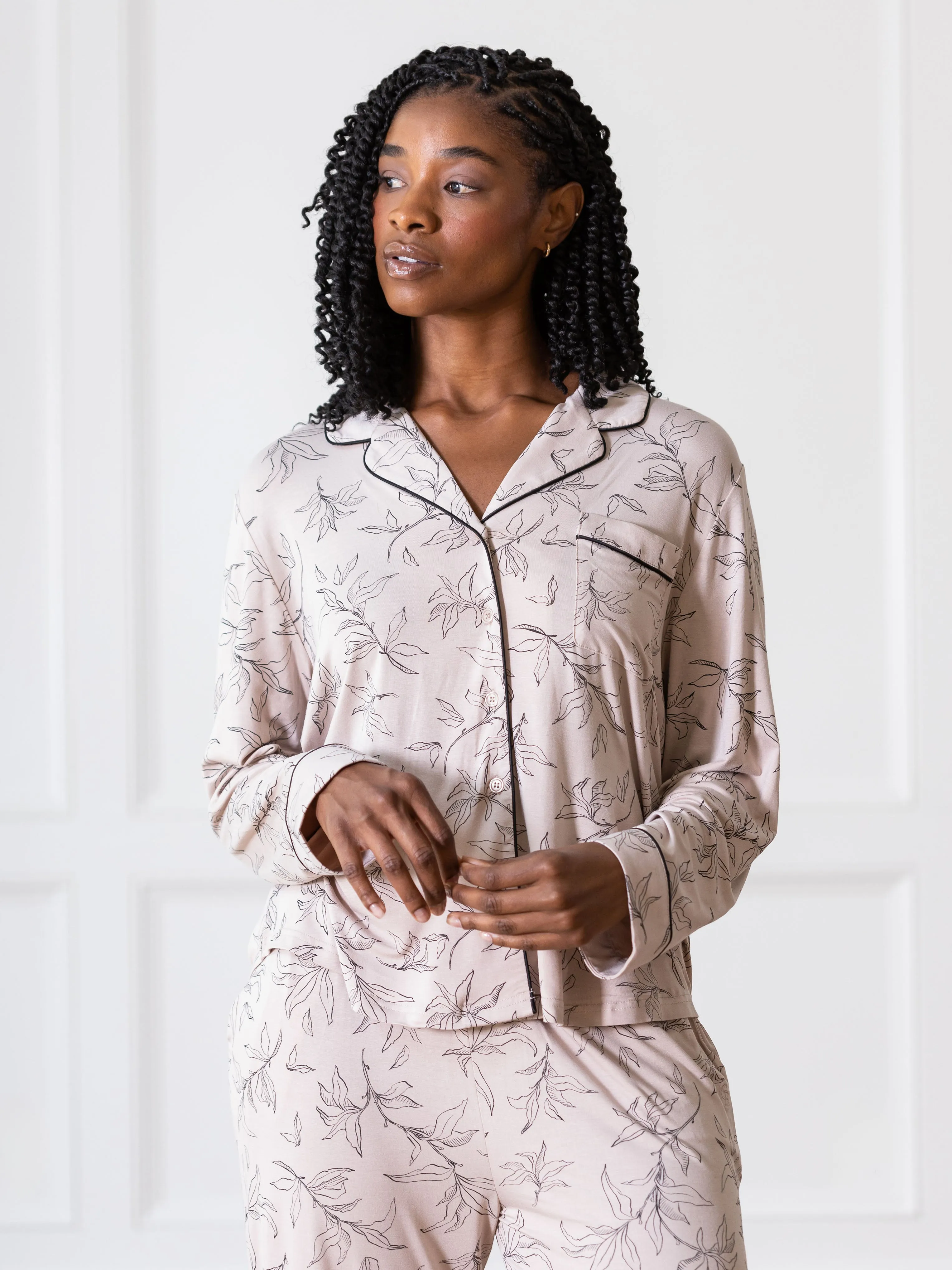 Women's Stretch-Knit Long Sleeve Bamboo Pajama Set